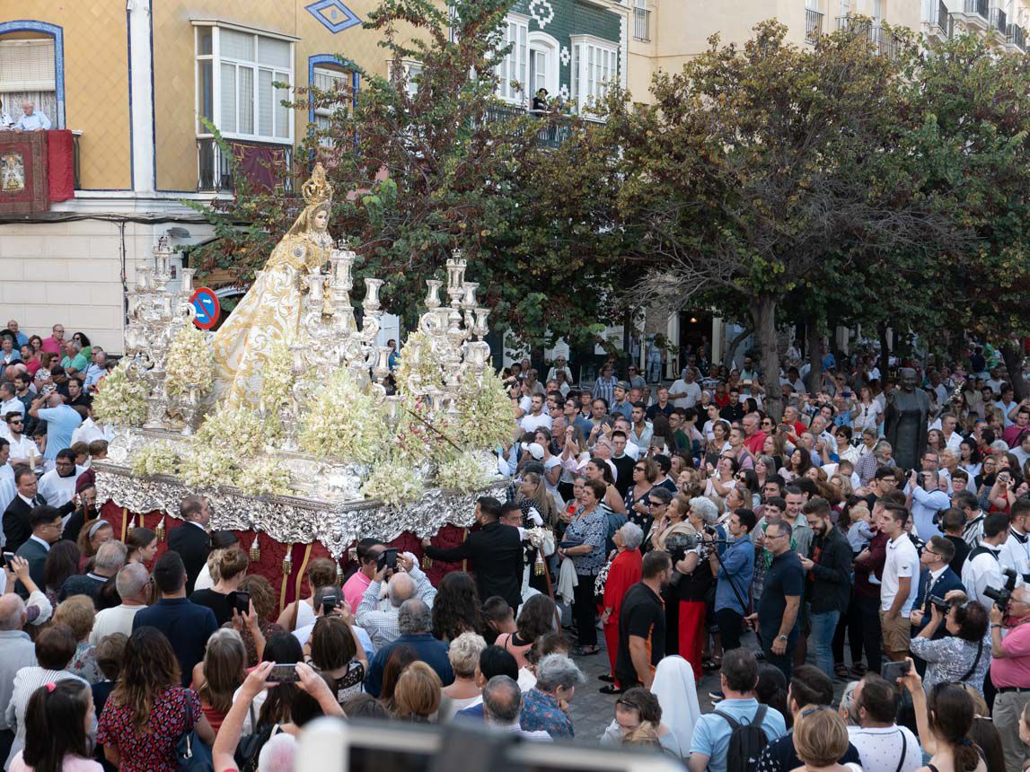 Cadiz. Procesión de la festividad de la Virgen del Rosario